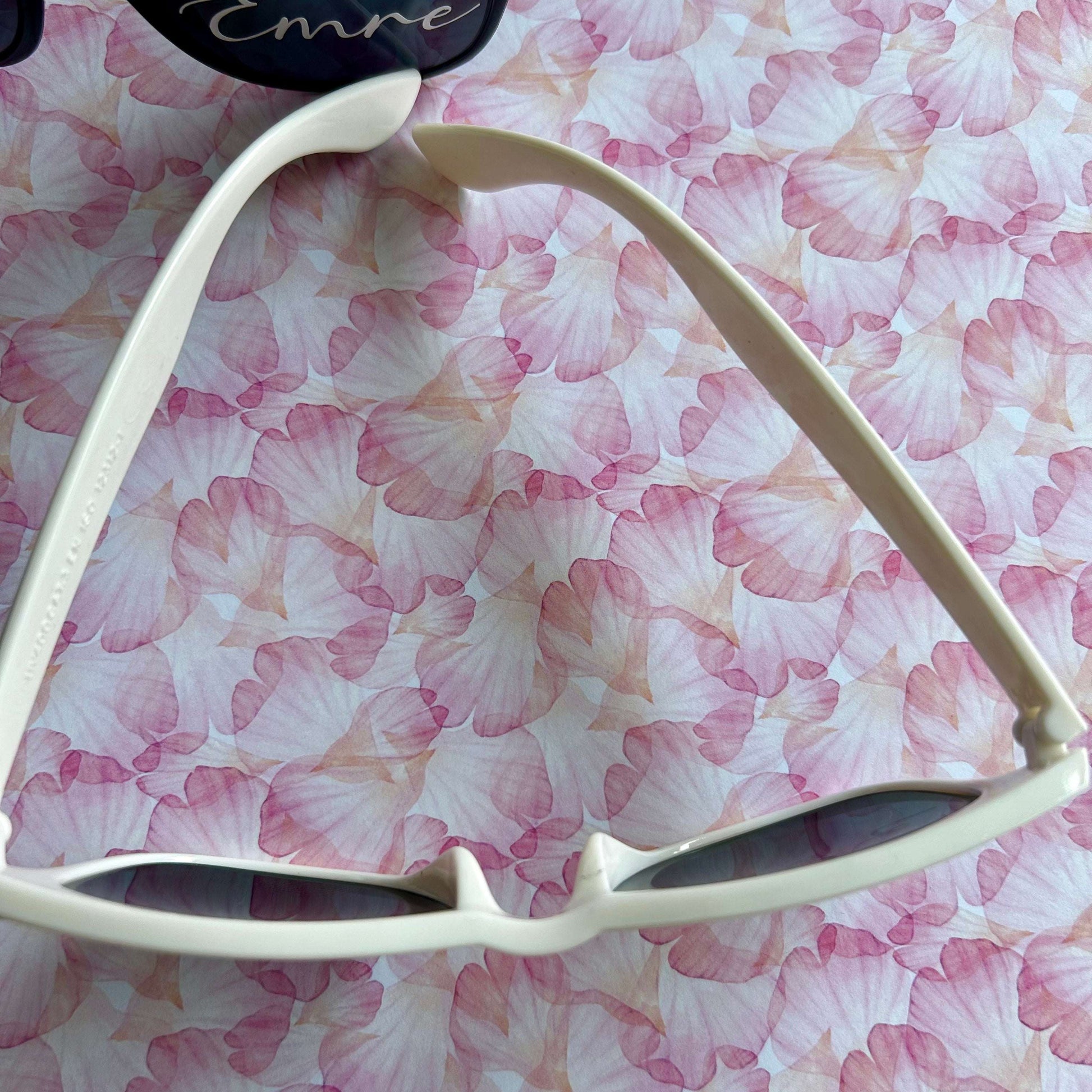 Matching Sunglasses for Bride and Groom, Bride and Groom Sunglasses Set